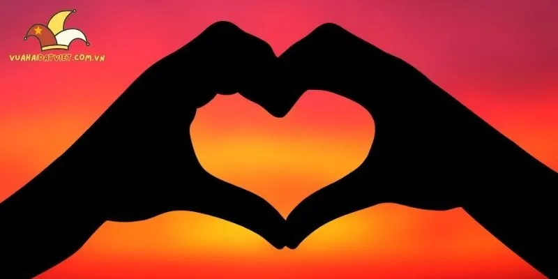 Tổng hợp caption hài hước hot nhất mạng xã hội về tình yêu